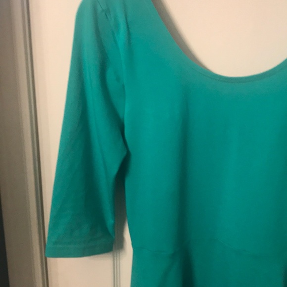 Express Dress - Picture 2 of 4